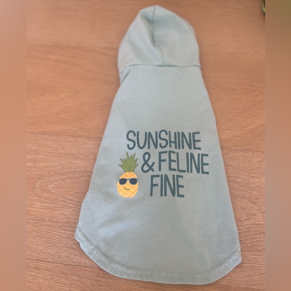 Cat/Dog Shirt Pineapple “Sunshine & Feline Fine” With Hood. Small/Medium Blue